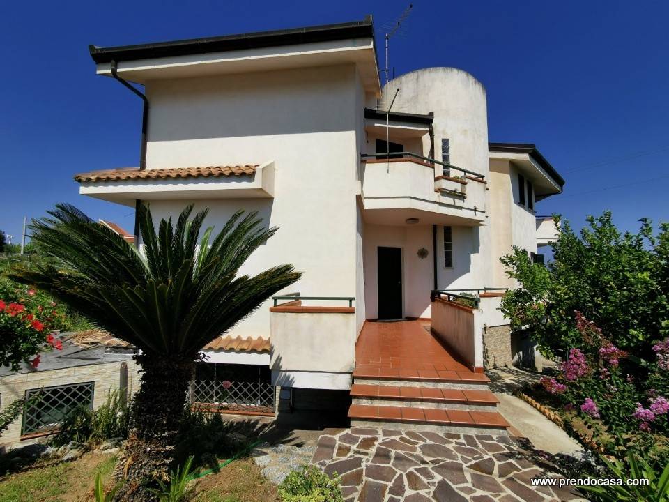 Villa a Briatico in Via Filanda - Foto 2