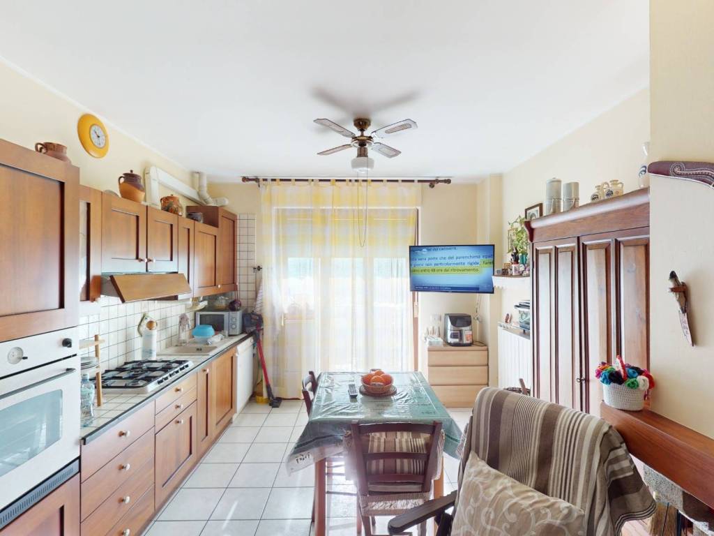 Appartamento a Montecassiano in Via Alcide De Gasperi - Foto 2