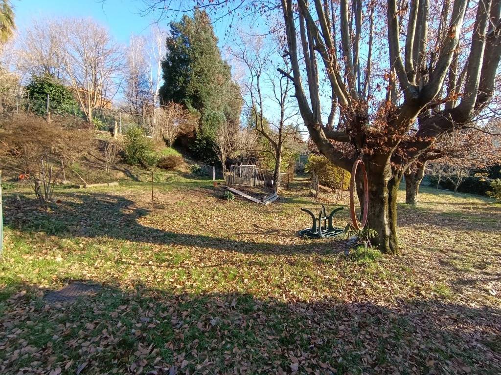 Terreno a Orta san giulio in Via Domodossola, 22 - Foto 2