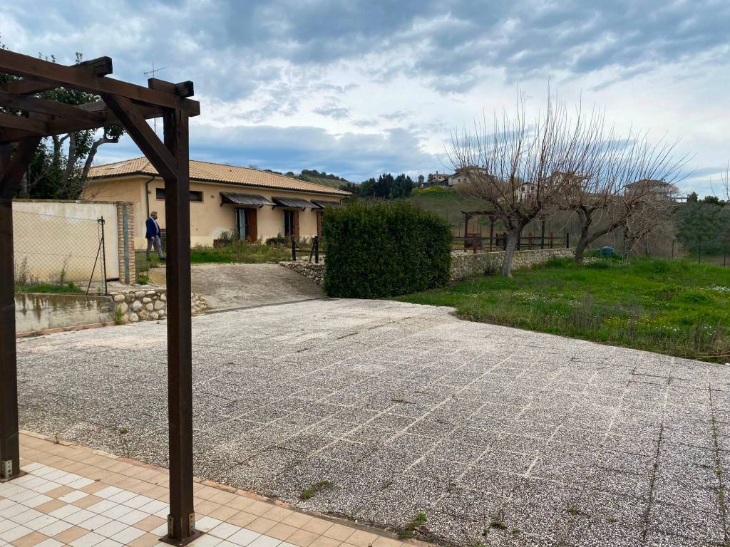 Terreno a Silvi in Strada Comunale Atri - Foto 4