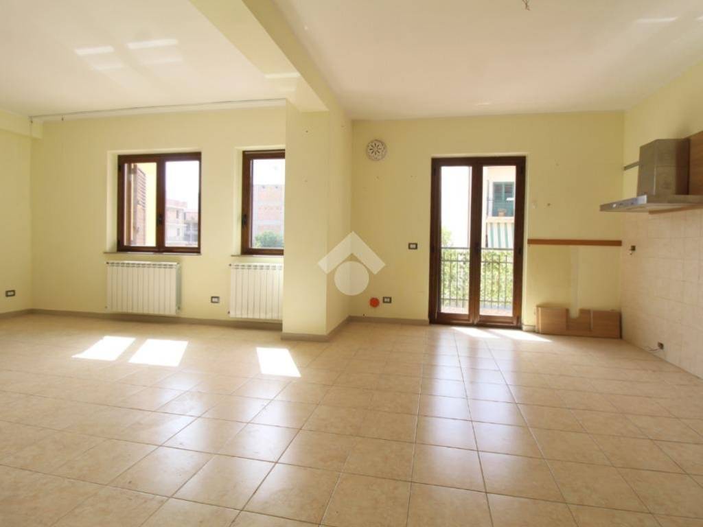 Appartamento a Reggio calabria in Via Rosarno, 32 - Foto 2