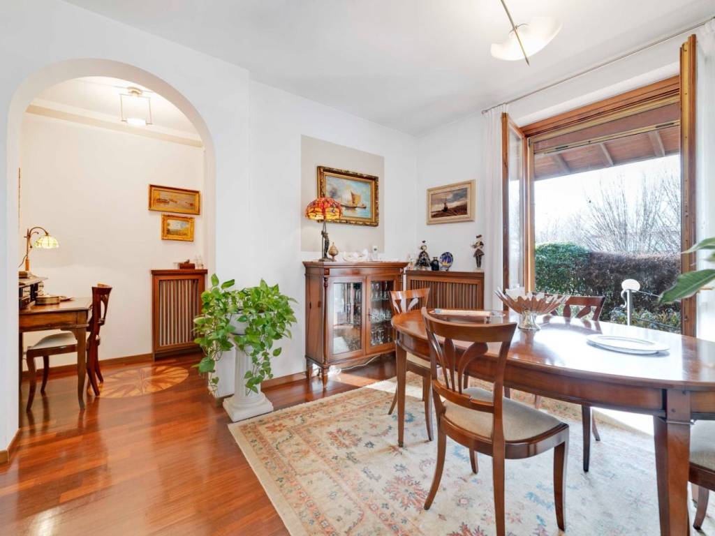 Villa a Castelseprio in Via Castelvecchio, 584 - Foto 5