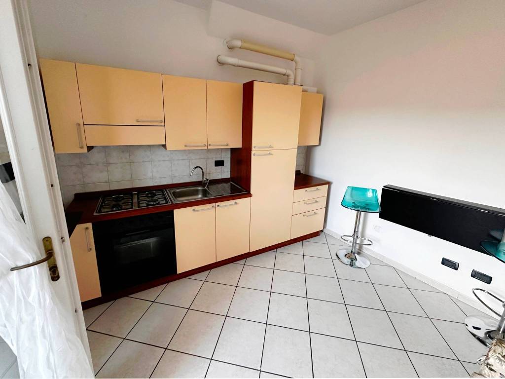 Appartamento a Alessandria in Via Inviziati, 26 - Foto 3