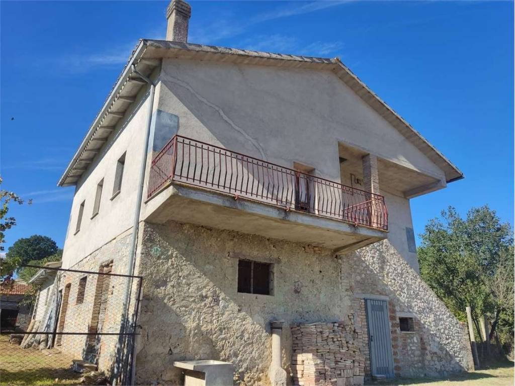 Casa indipendente a Todi in loc. mulino Sant'Angelo - Foto 5