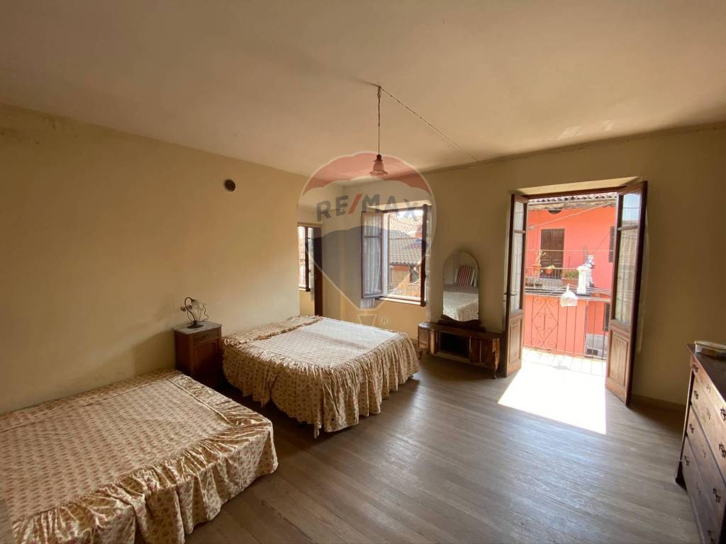 Villetta a schiera a Casapinta in Fraz. Campalvero, 64 - 65 - Foto 5