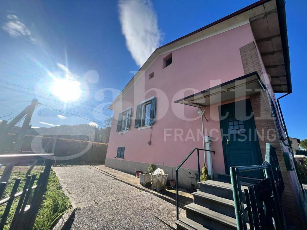 Casa indipendente a Spoleto in loc. santo Chiodo, via degli Orafi - Foto 3
