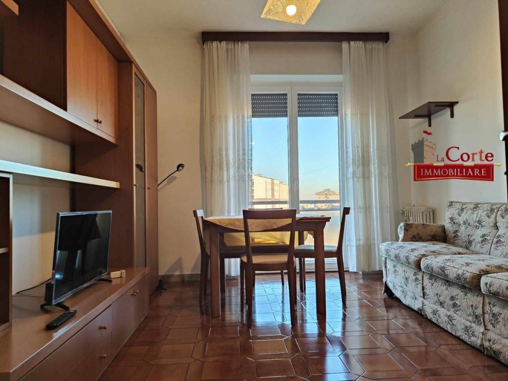 Appartamento a Garbagnate milanese in Via Peloritana, 73 - Foto 3