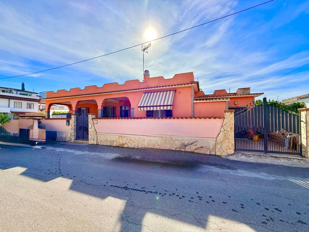 Casa indipendente a Nettuno in Via Marmolada - Foto 2