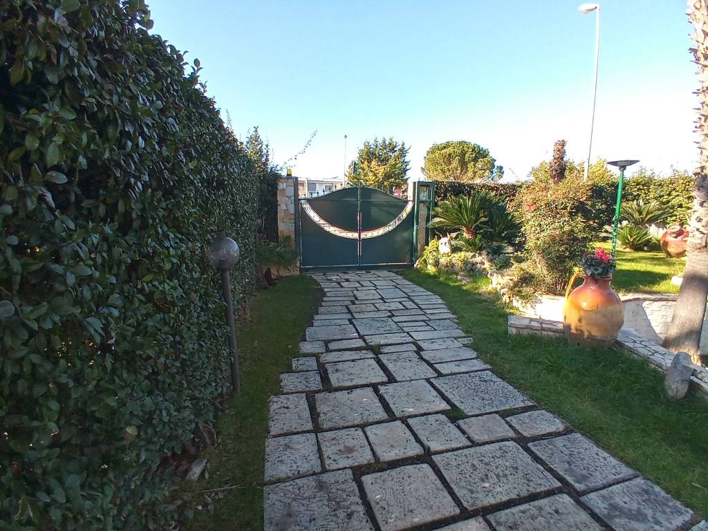 Villa a Valenzano in Via Bari - Foto 3