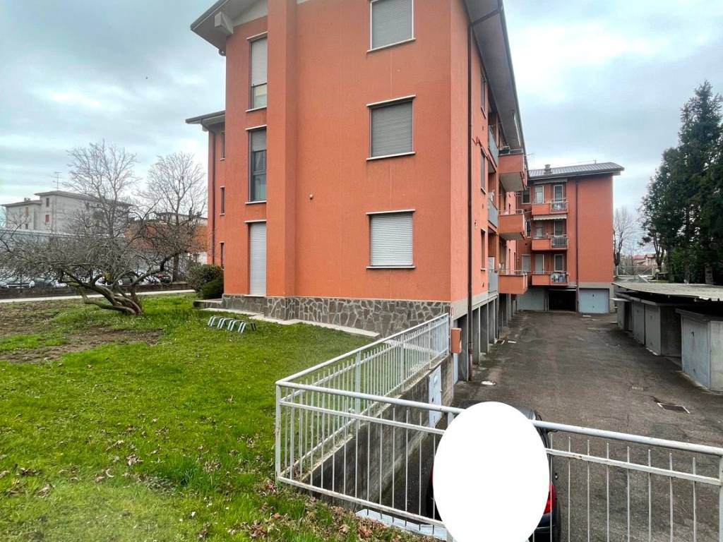 Appartamento a Canegrate in Via Magenta, 31 - Foto 3