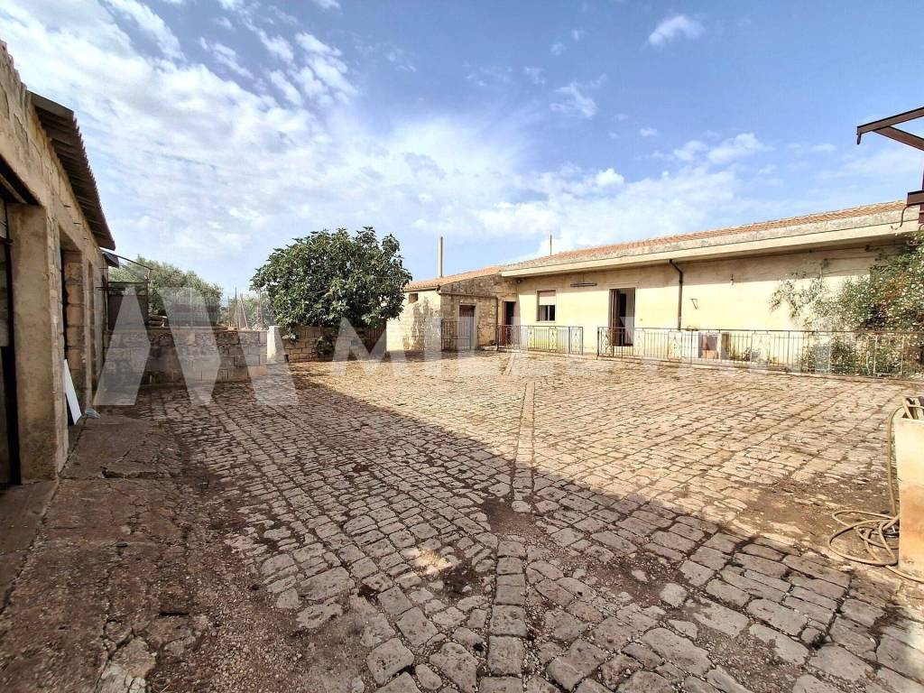 Rustico / casale a Rosolini in SP66 - Foto 3
