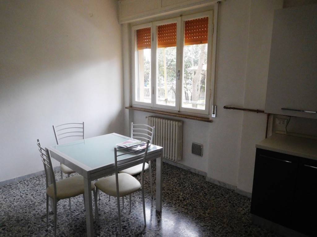 Appartamento a Livorno in Via Caduti del Lavoro - Foto 4