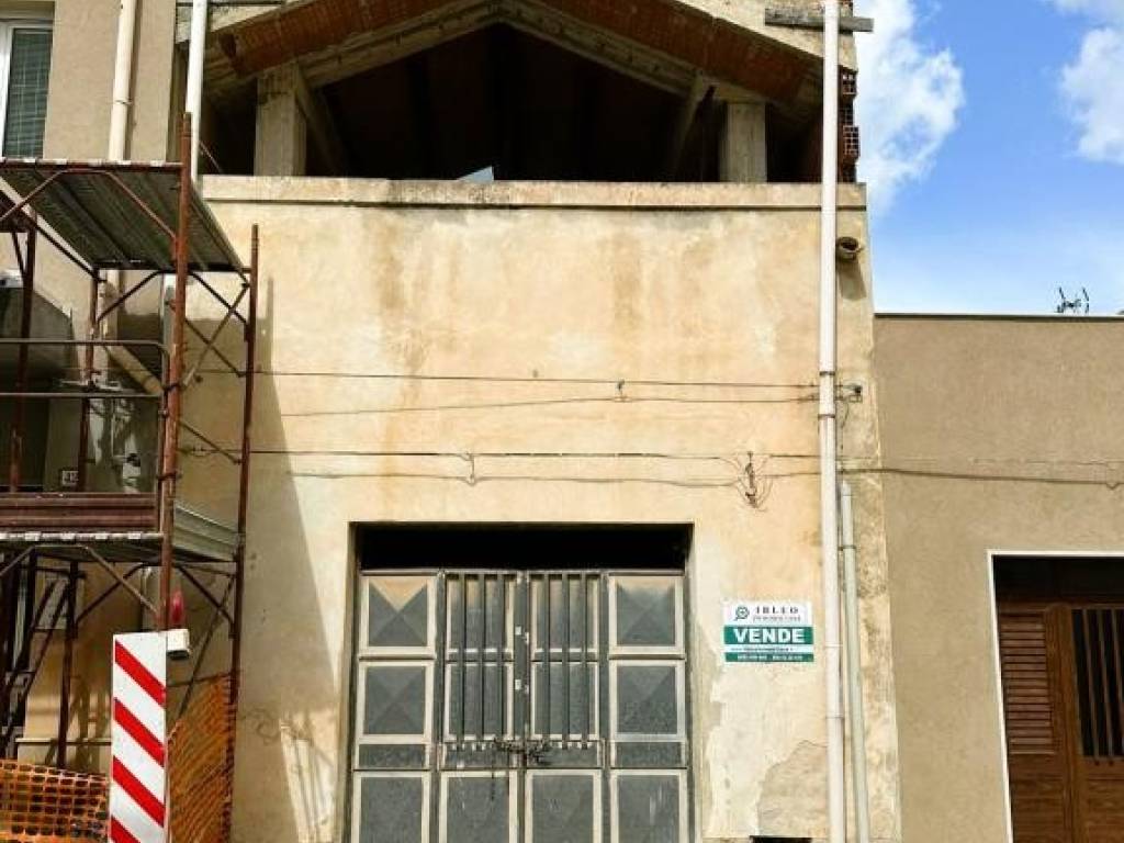 Casa indipendente a Ispica in Via Fratelli Bandiera - Foto 2