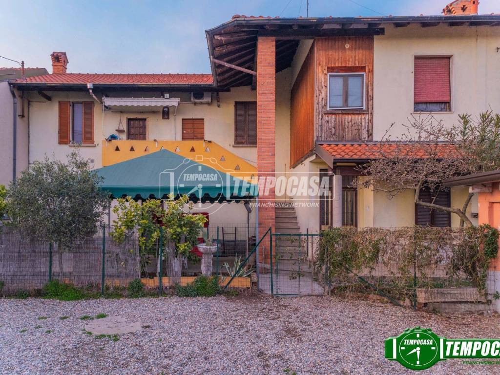 Casa indipendente a Corbetta in Via Ernesto Parini - Foto 3