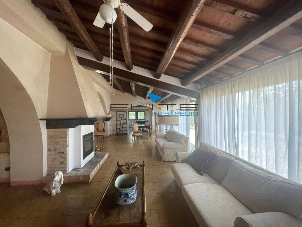 Villa a Città sant'angelo in Via di Villa Cipressi - Foto 2