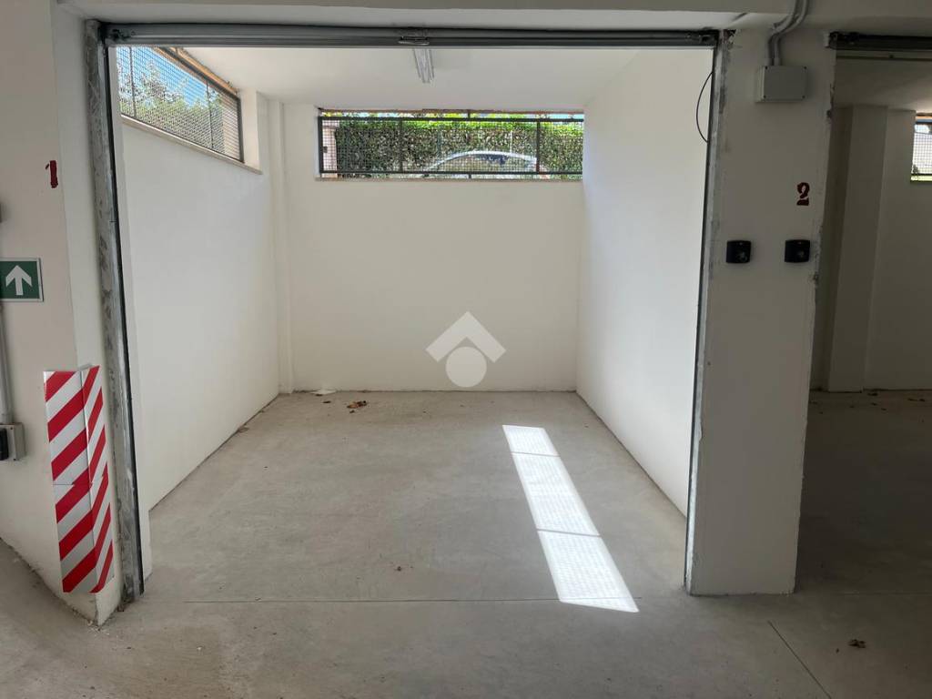 Box / garage a Baronissi in Via San Francesco, 79 - Foto 5