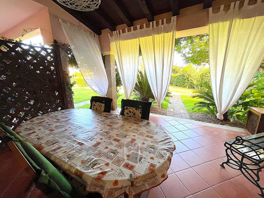 Villetta a schiera a San teodoro in Strada Statale Orientale Sarda, 108 - Foto 5