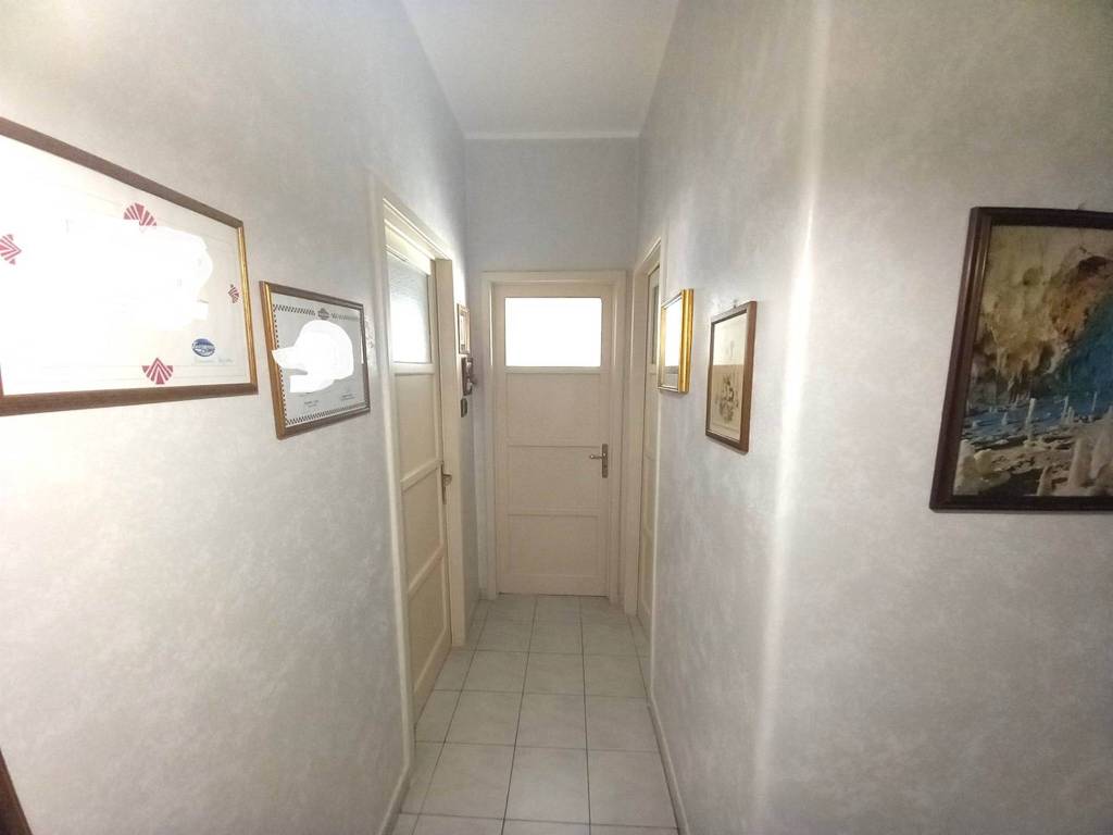 Appartamento a Paternò in Via Emanuele Bellia - Foto 4