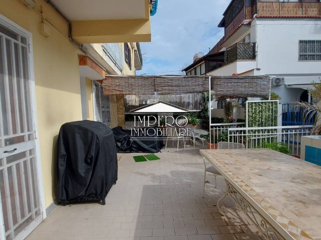 Appartamento a Bacoli in Via Madame De Stael - Foto 2