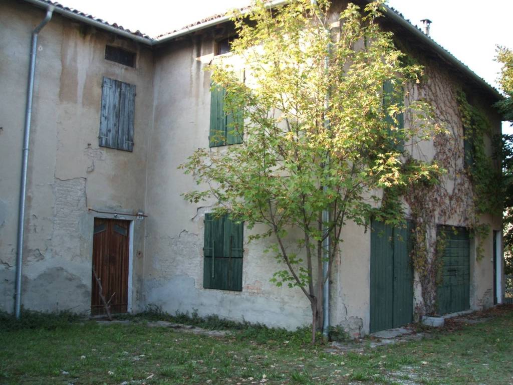 Terreno a Montechiarugolo in Via Garibaldi - Foto 3