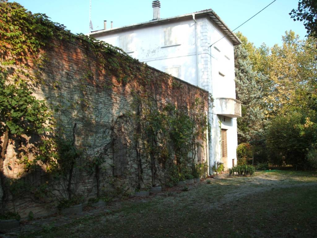 Terreno a Montechiarugolo in Via Garibaldi - Foto 5