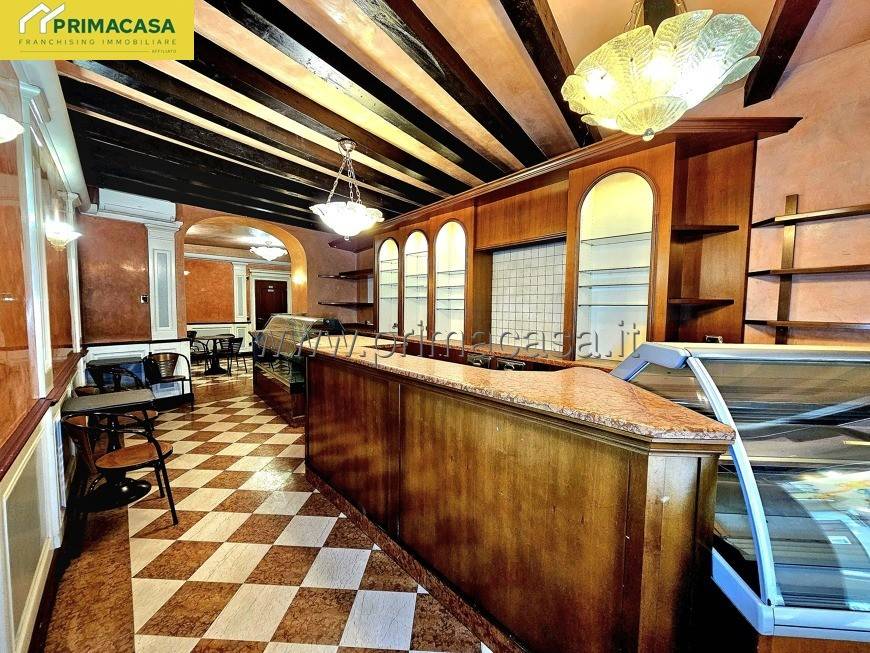 Immobile a Caprino veronese in Piazza Alberto Stringa, 16 - Foto 2