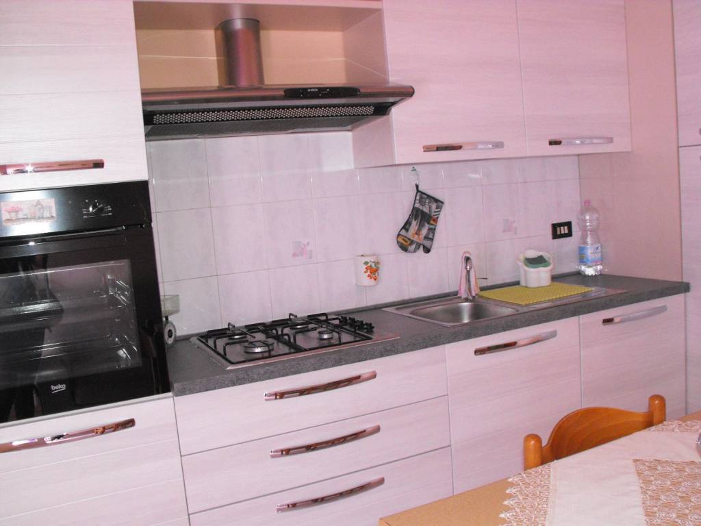 Appartamento a Matera in Via Gian Battista Pentasuglia, 14 - Foto 3
