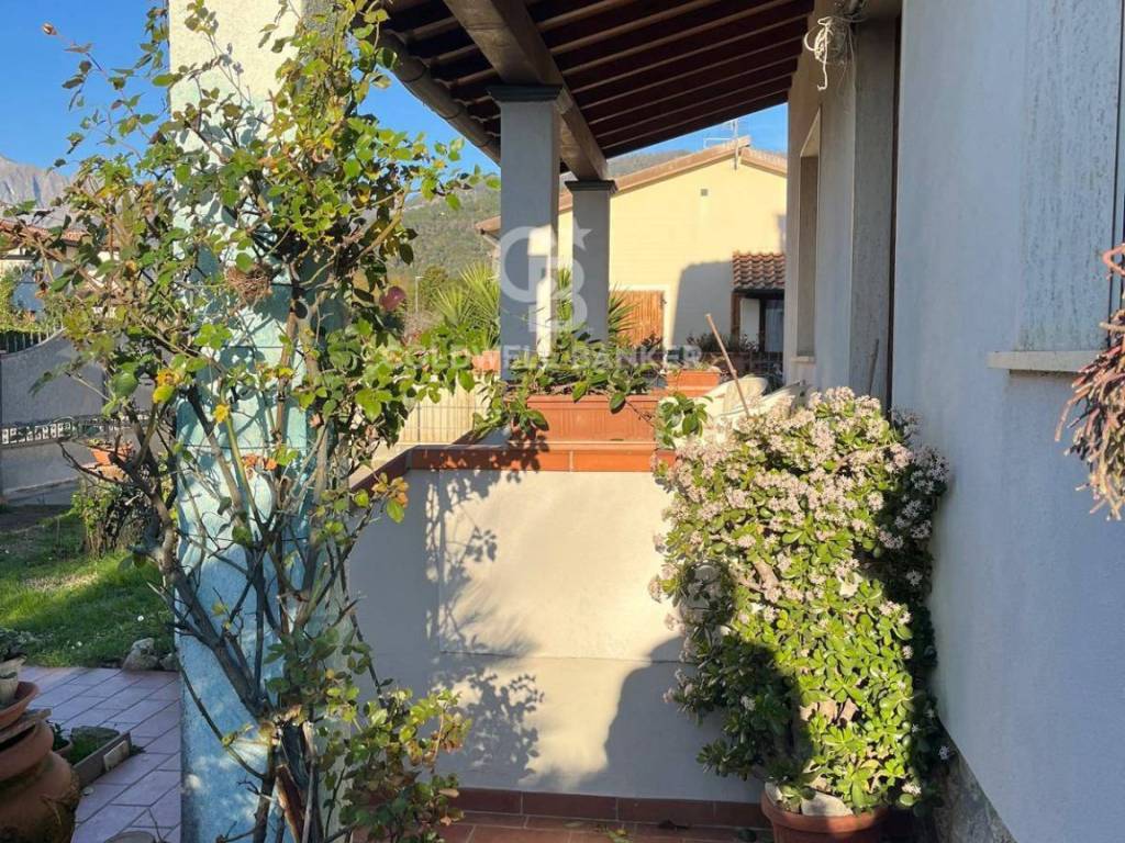Villa a Pietrasanta in Via Pisanica, 33 - Foto 3