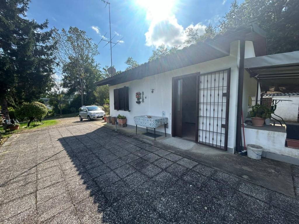 Villa a Asti in Frazione Quarto Inferiore - Foto 5