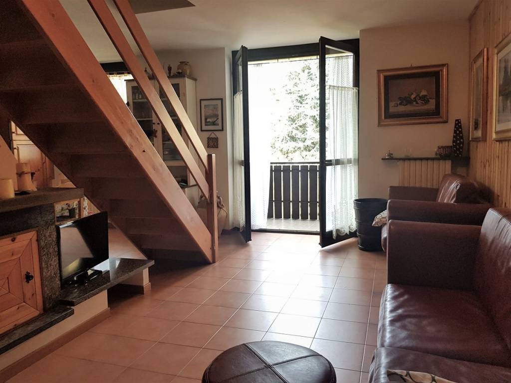 Appartamento a Caspoggio in Via Monte Palino, 22 - Foto 3