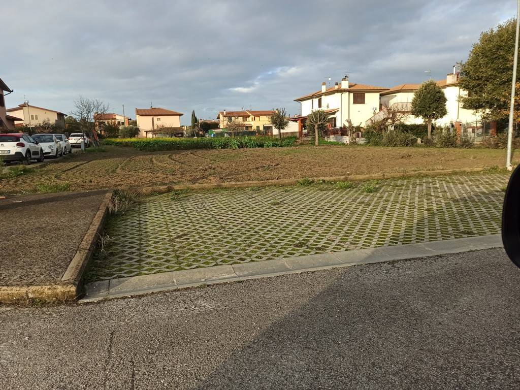 Terreno a Castiglione del lago in Località Soccorso - Foto 2