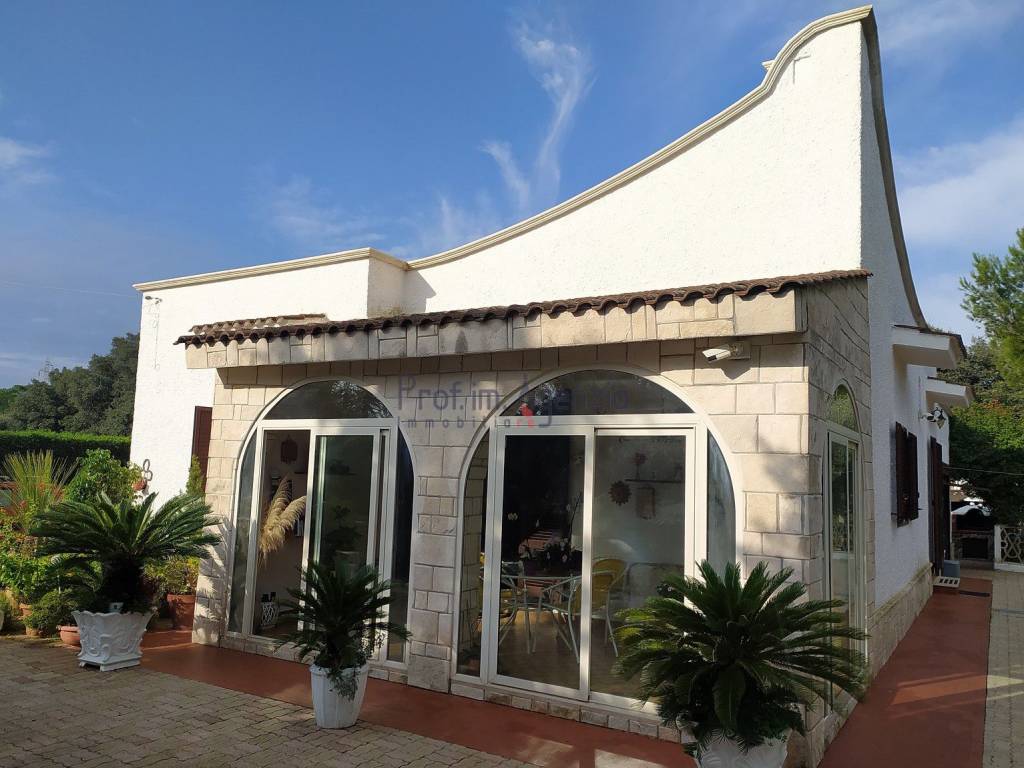 Palazzo / stabile a San vito dei normanni - Foto 4