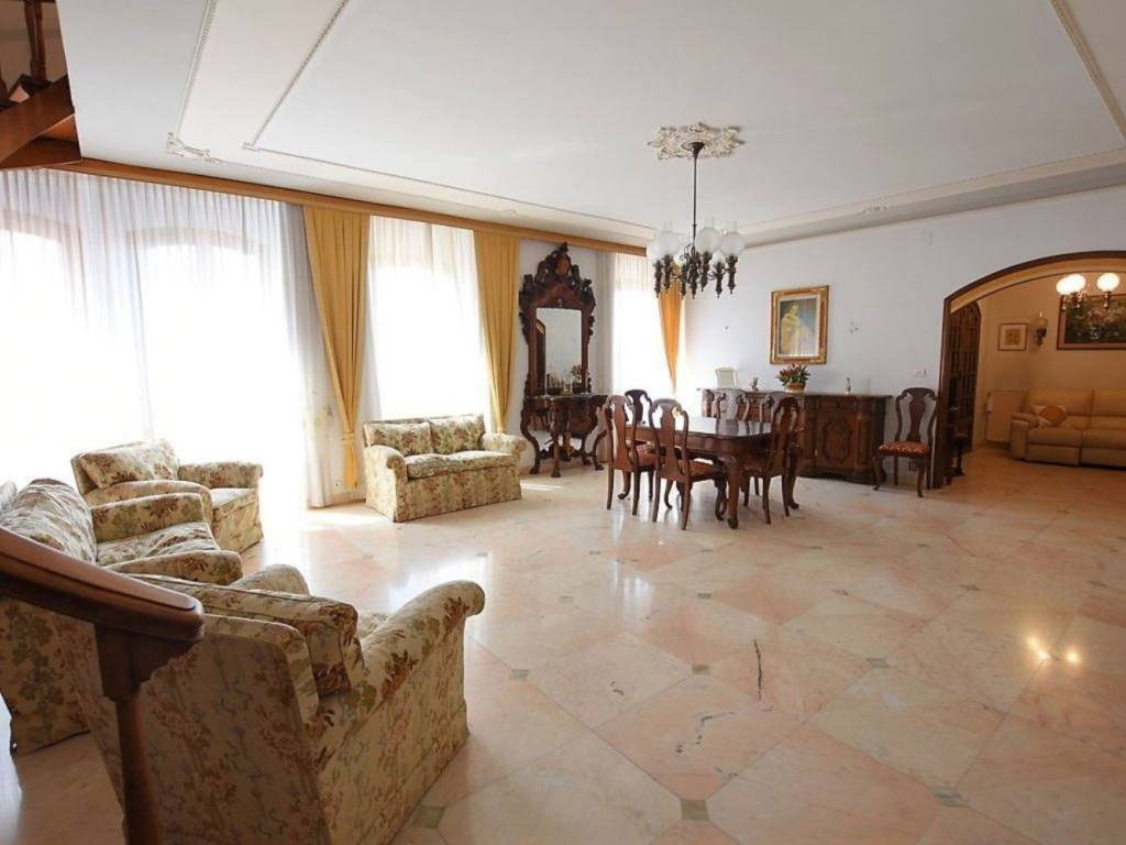 Casa indipendente a Sassari in Grazia Deledda, 33 - Foto 4