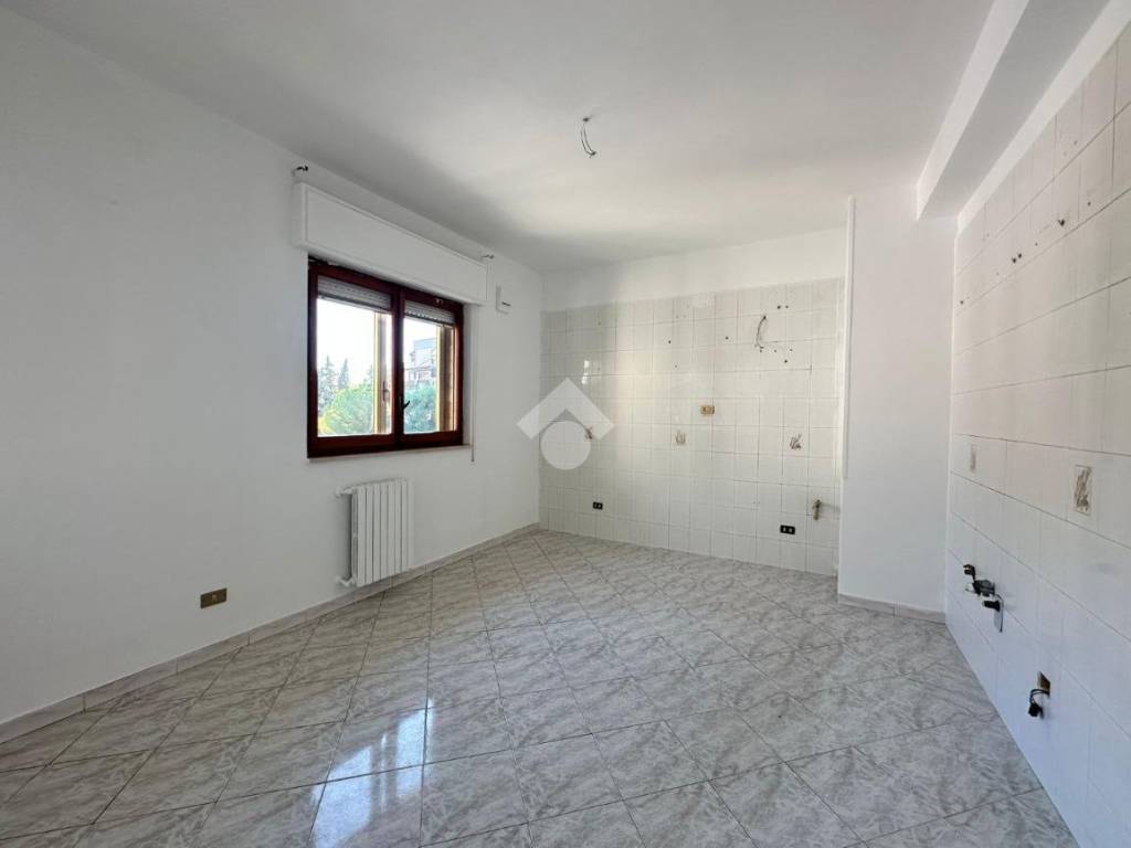 Appartamento a Crotone in Via leonardo sciascia, 10 - Foto 2