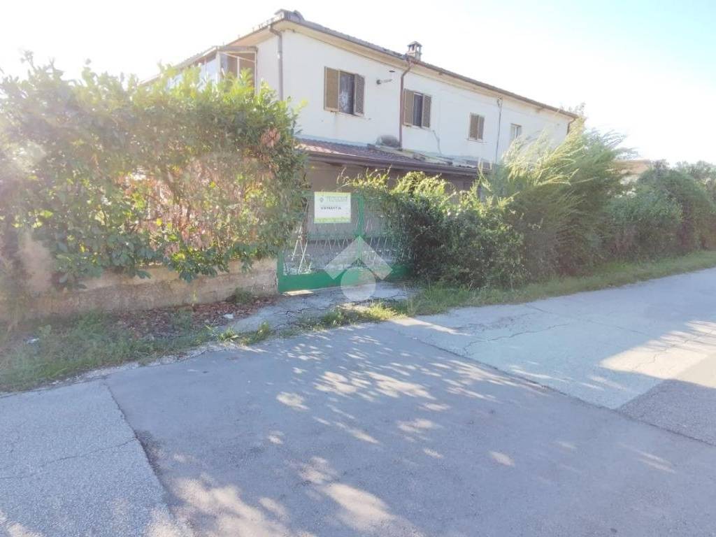 Appartamento a Cervaro in Via Macerine, 9 - Foto 3