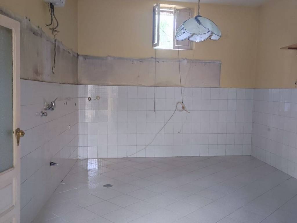 Appartamento a Orta di atella in Via Vincenzo Mastropaolo - Foto 2