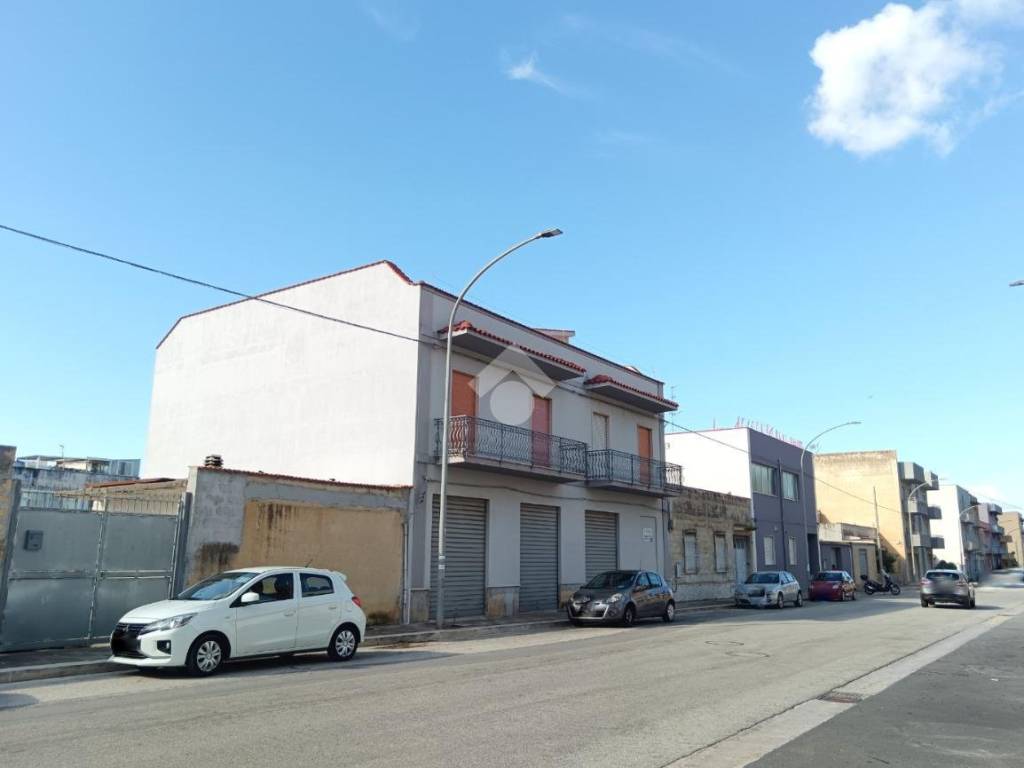 Casa indipendente a Trapani in Via delle Oreadi, 92 - Foto 3