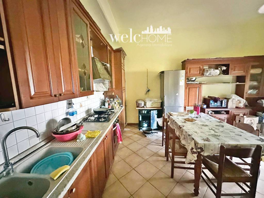 Appartamento a Campi bisenzio in Via 25 Aprile - Foto 4