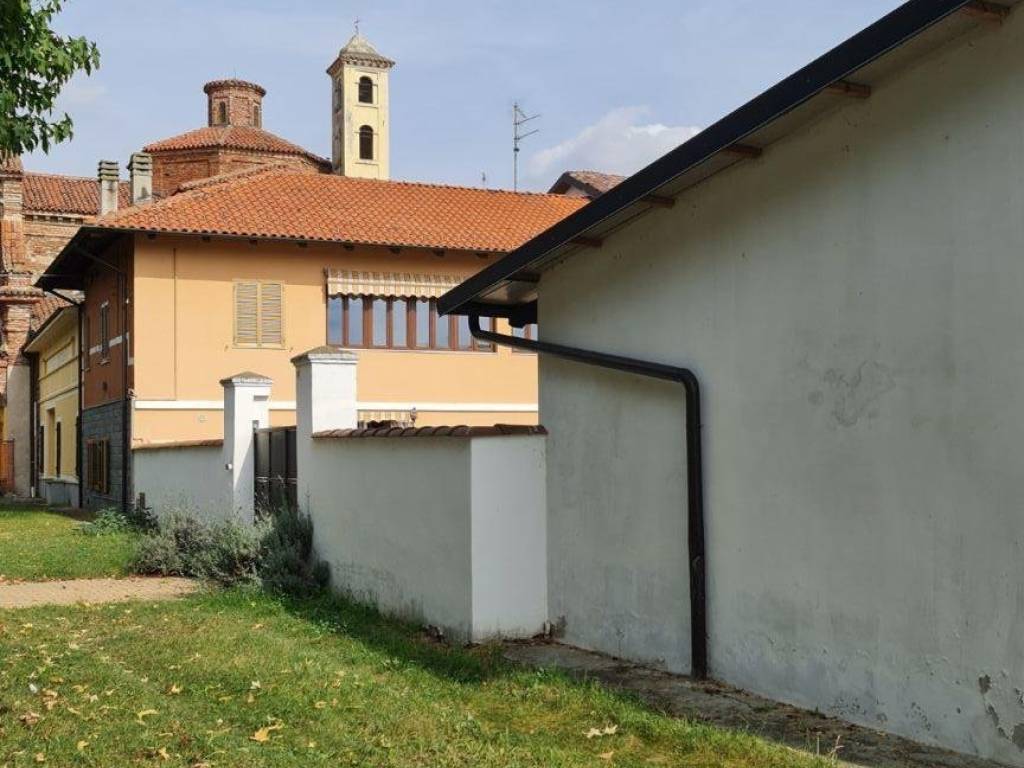 Casa indipendente a Borgo d'ale in Viale della Consolata, 42 - Foto 3