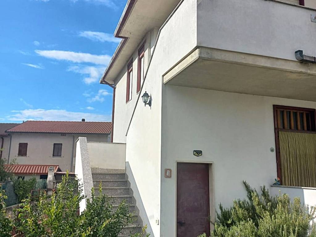 Appartamento a Spoleto in Viale Cerquestrette - Foto 2