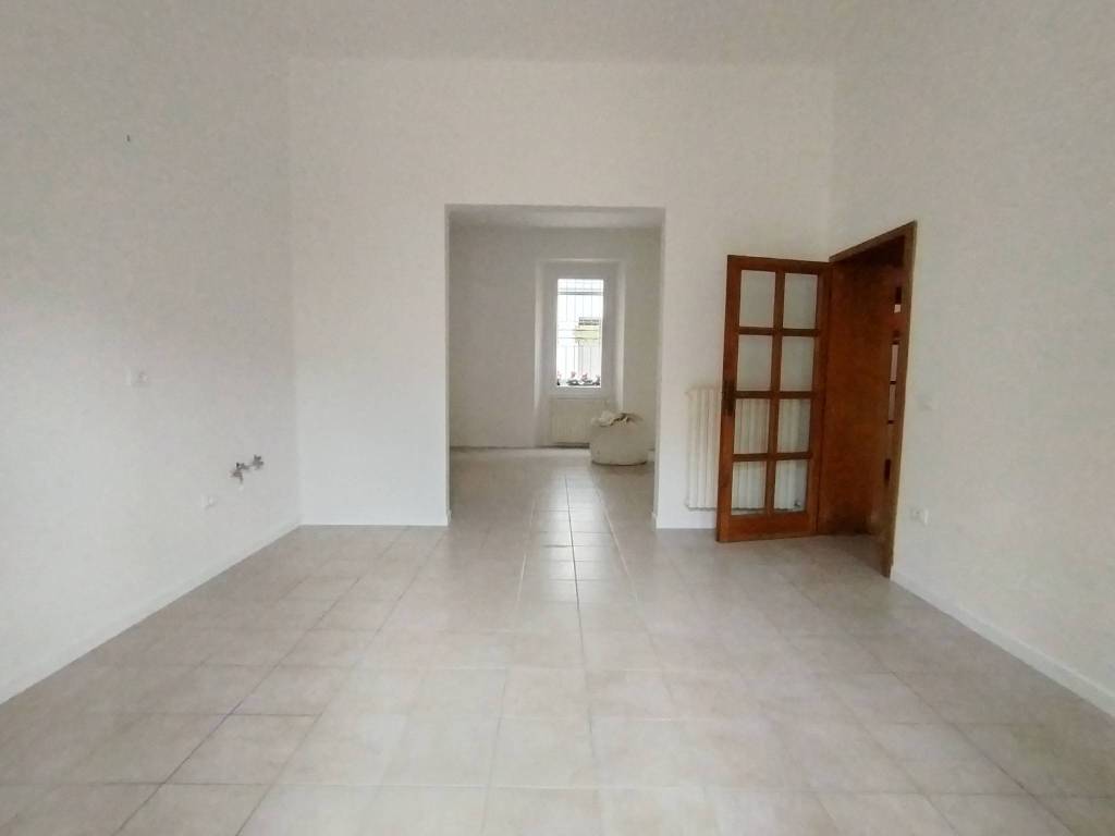 Casa indipendente a Pesaro in Corso 11 Settembre - Foto 2
