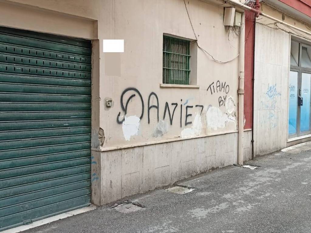 Box / garage a Salerno in Via Posidonia - Foto 2