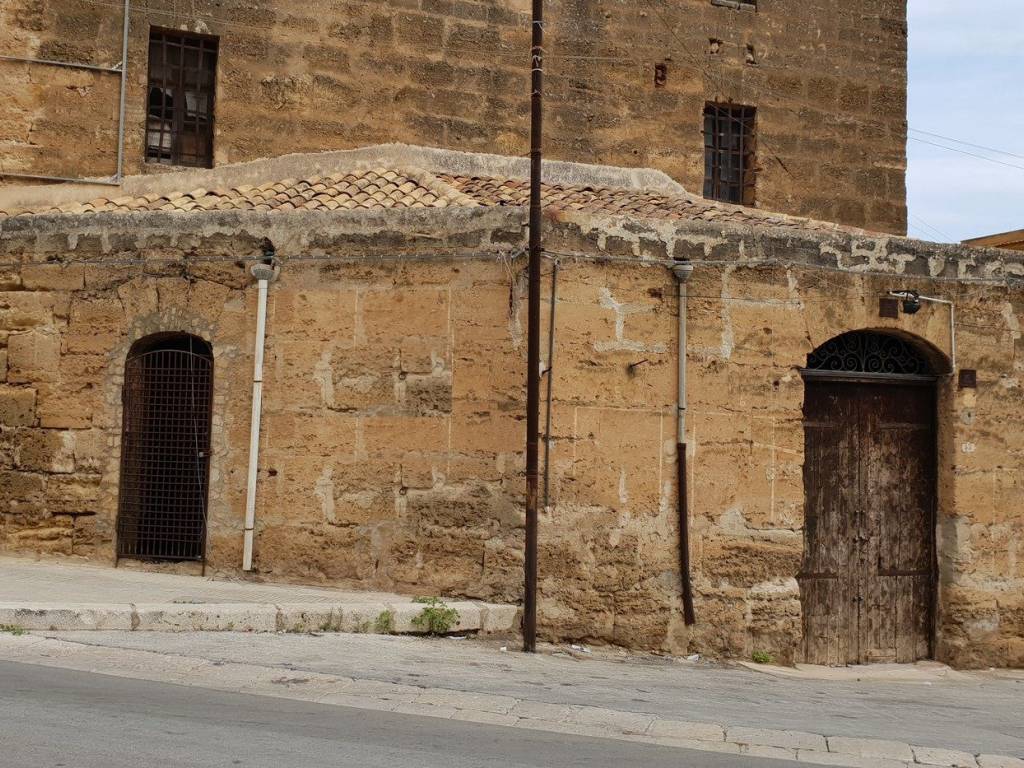 Casa indipendente a Castellammare del golfo in Via Francesco Crispi - Foto 4