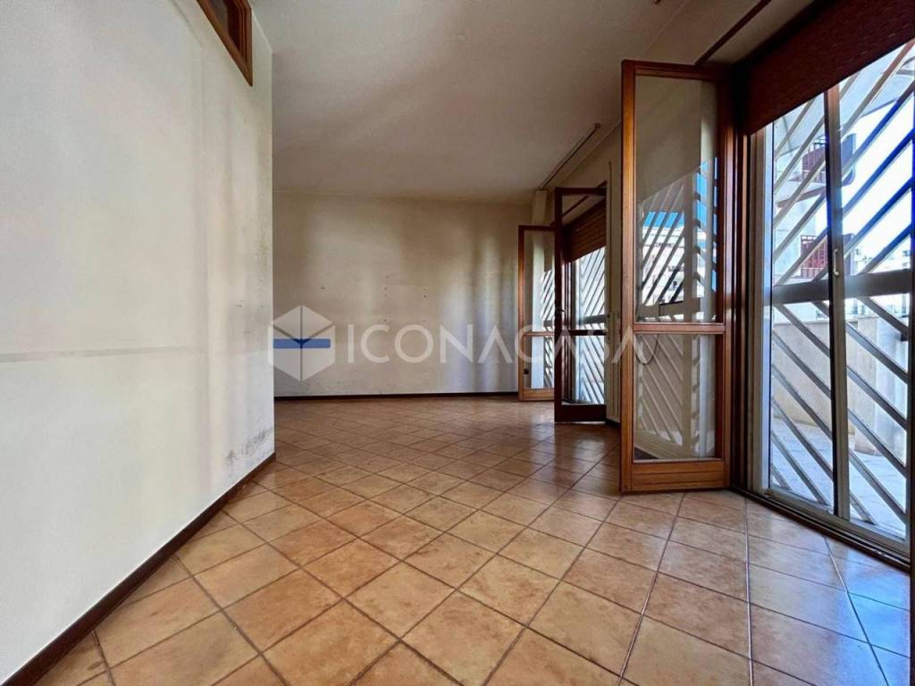 Appartamento a Bisceglie in Via Lamaveta - Foto 3