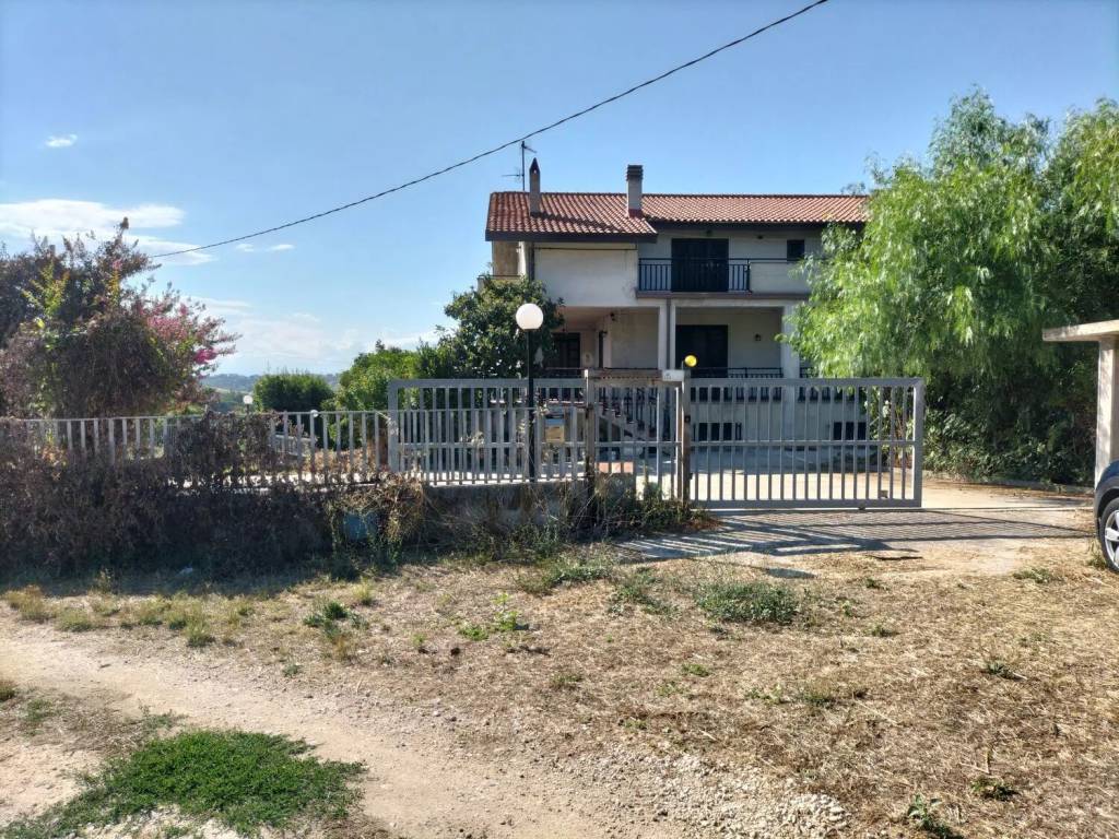 Villa a Lanciano in Via Sant' Egidio, 31 - Foto 5