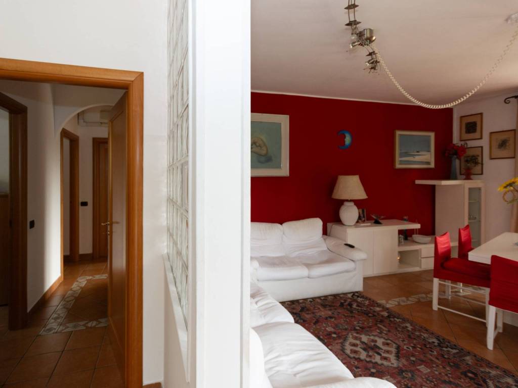 Villa a Arona in Via Verbano, 63 - Foto 4