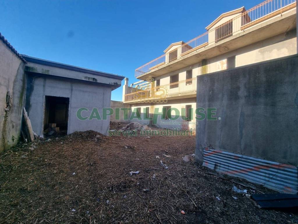 Palazzo / stabile a Caserta in Via Galatina, 6 - Foto 4