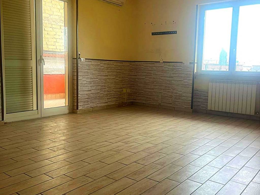 Appartamento a Casoria in Via Niccolò Tommaseo, 11 - Foto 4