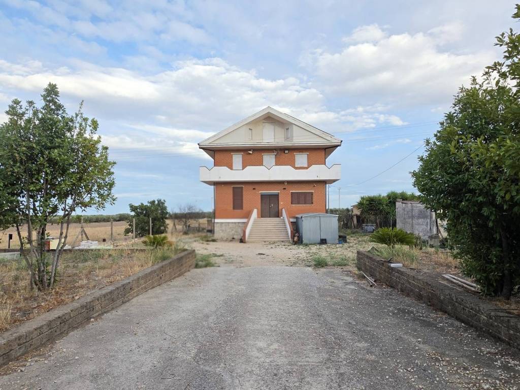 Villa a Foggia in Via Castelluccio dei Sauri - Foto 2