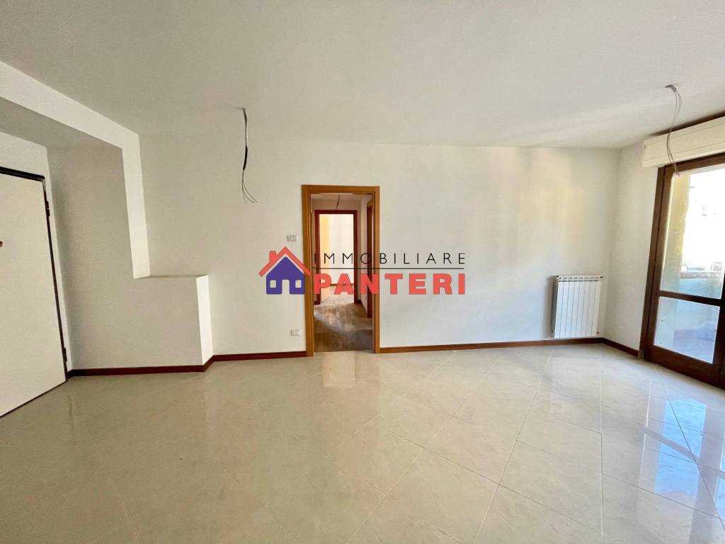 Appartamento a Pescia in Viale Giuseppe Garibaldi - Foto 3